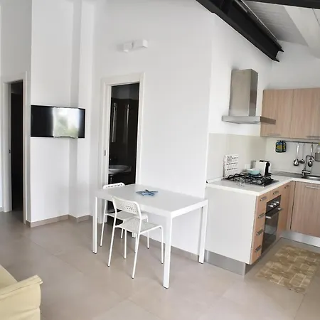 Lägenhet Con Piscina Oasi 2